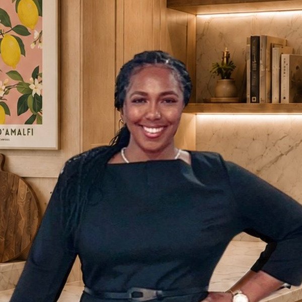 Shea, founder of Curated Manor
